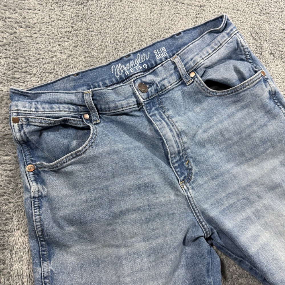 Wrangler Retro Slim Boot‎ Jeans Western Cowboy Leather Patch Light Denim 35x36